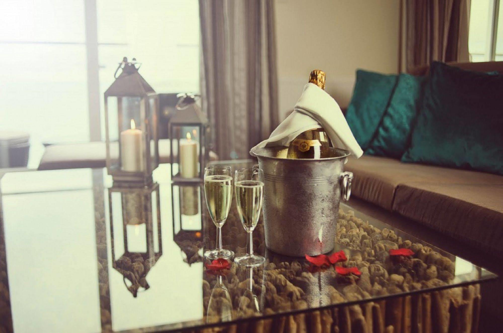 Fistral Beach Hotel And Spa - Adults Only نيوكويي المظهر الخارجي الصورة